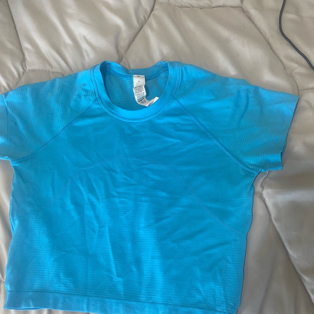 Lululemon Athletica Blue Short Sleeve Tee